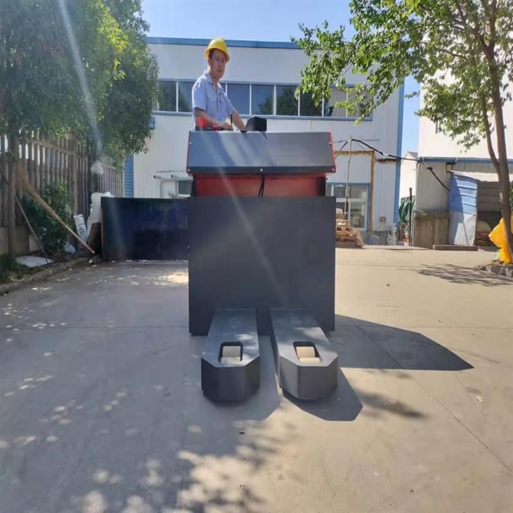 automatic pallet jack