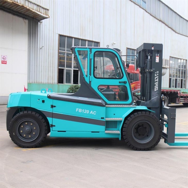 portable electric forklift