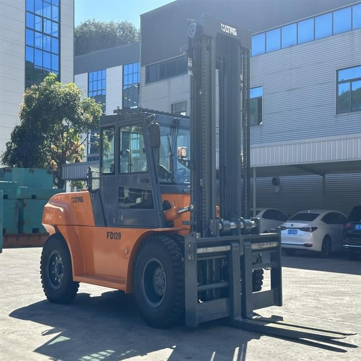 high capacity forklift