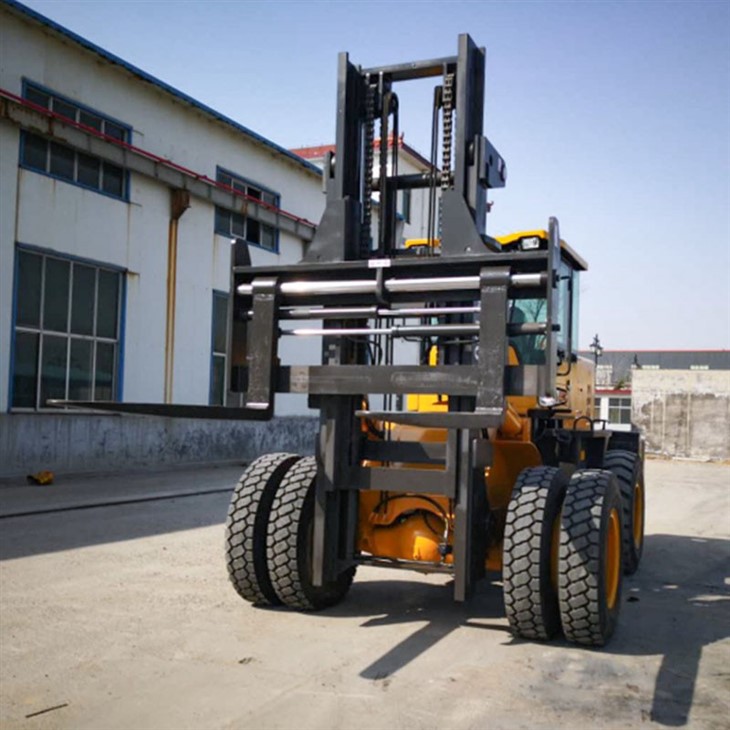 12 Ton Heavy Rough Terrain 4WD Forklift