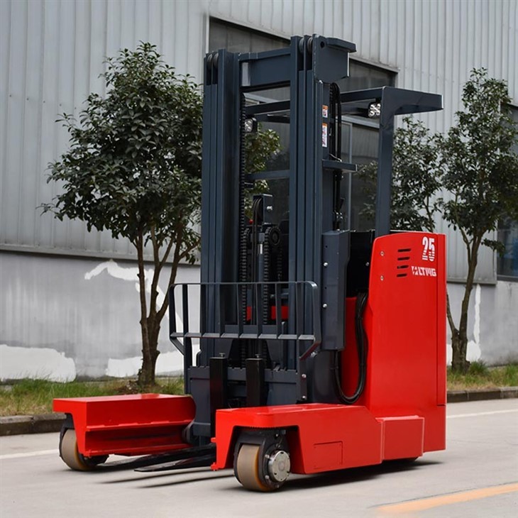 2.5 Ton Multi-directional Reach Truck Stand On