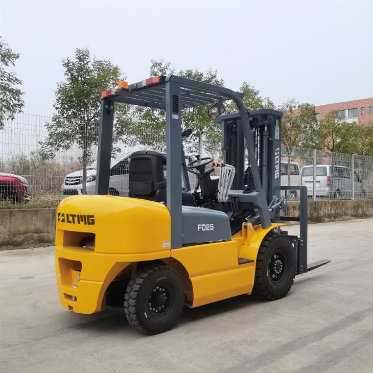 diesel powered forklift