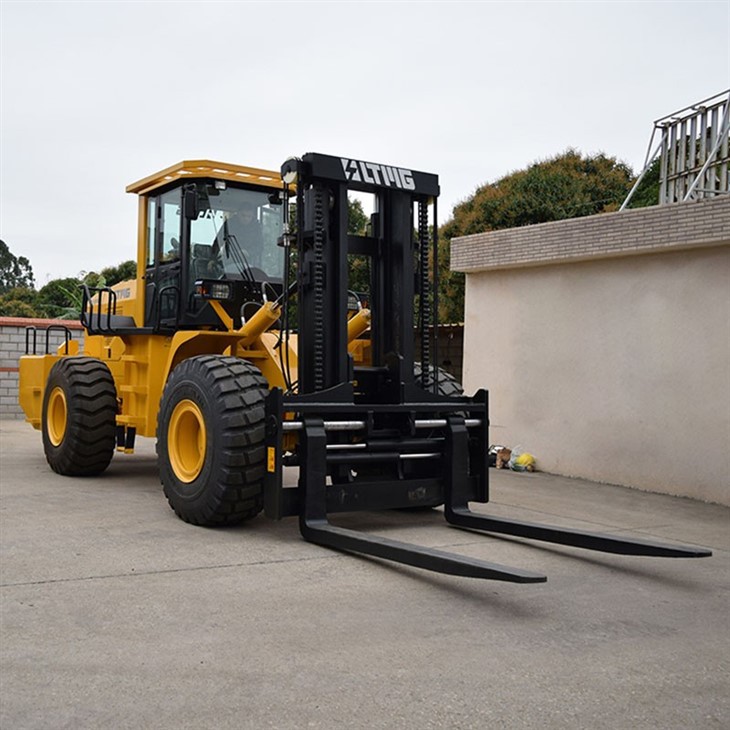 20 Ton Heavy Duty Off-Road Forklift For Sale