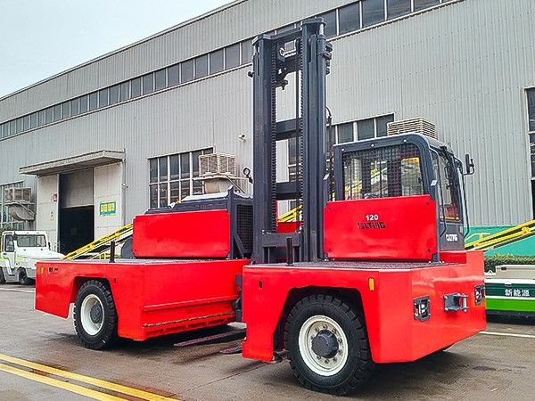 large side forklift