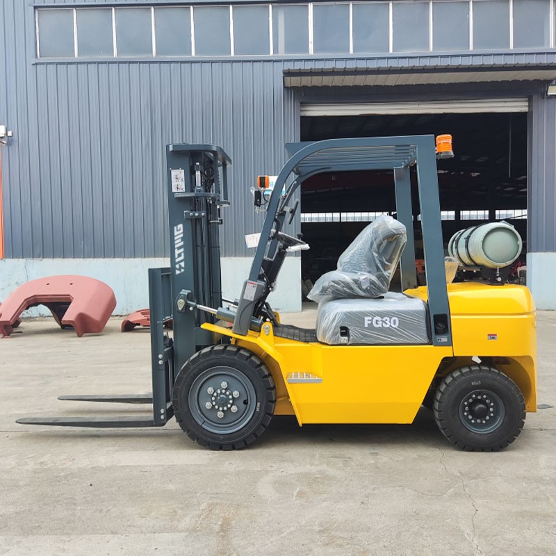 lpg powered forklift