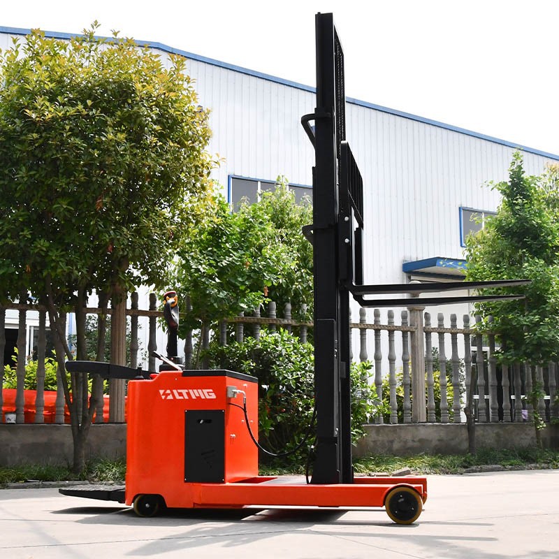 Reach Truck Electric