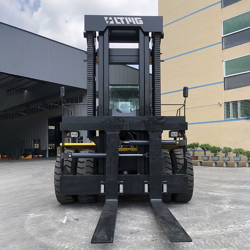 high capacity forklift