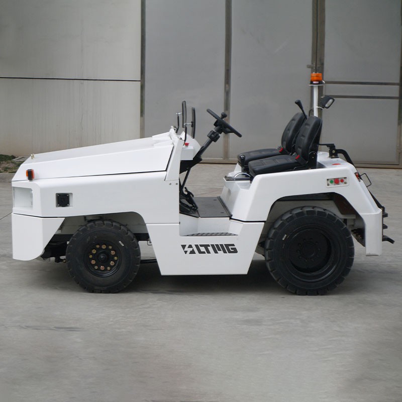 electric tow tractor