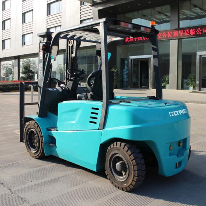 electric forklift manufacturer