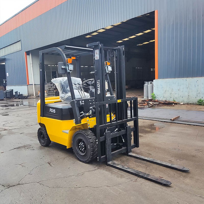 lpg powered forklift