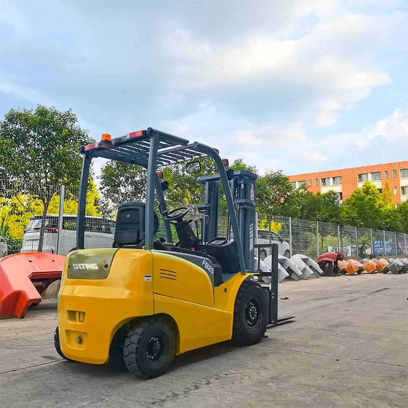 electric powered forklift