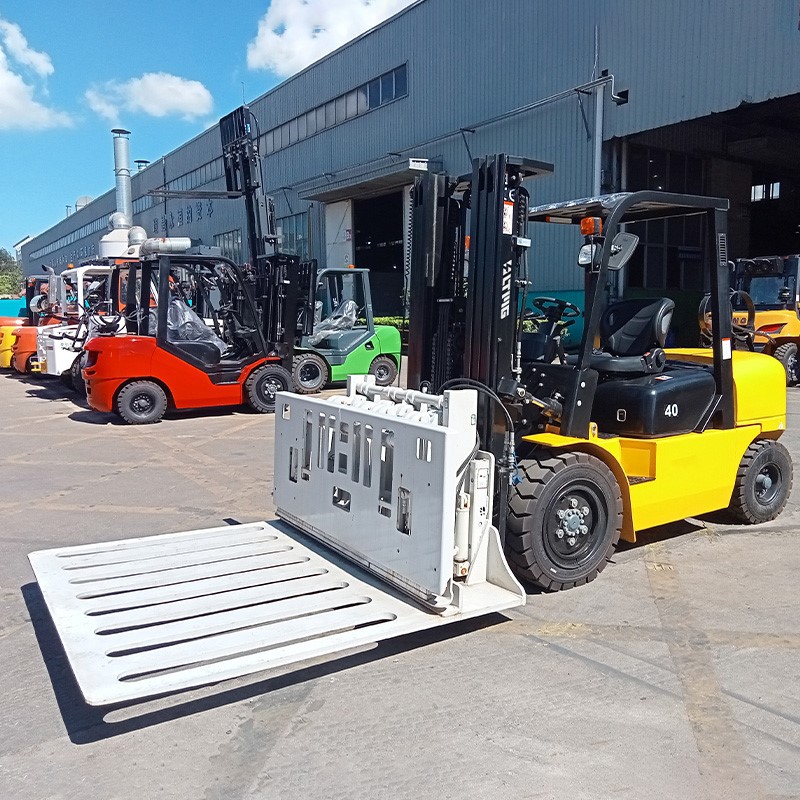 push pull forklift attachment