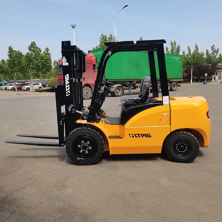 small diesel forklift