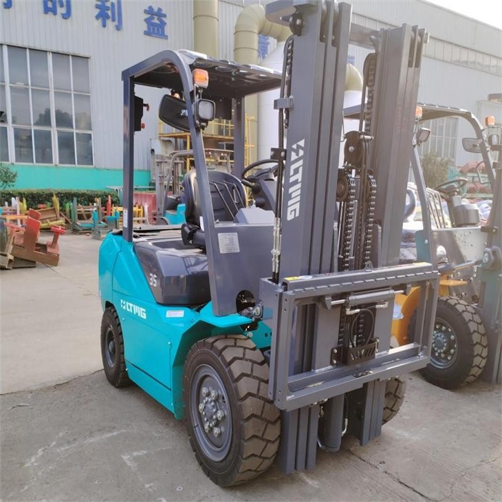 battery operated  forklift