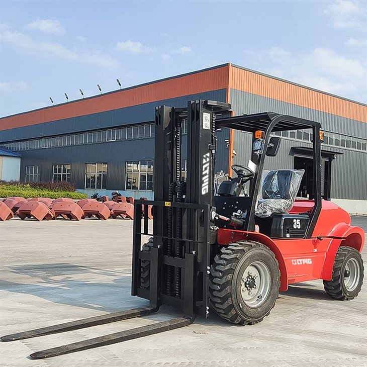 small off road forklift