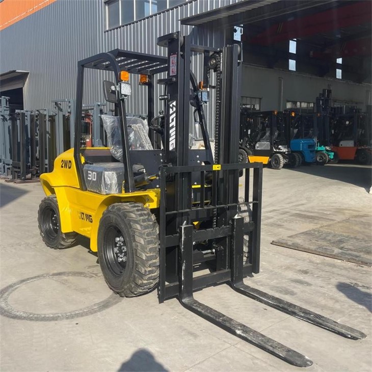 3 Ton All Terrain Forklift For Sale