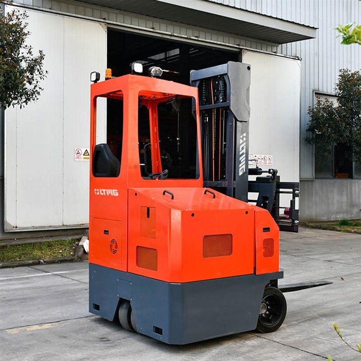 4 directional forklift