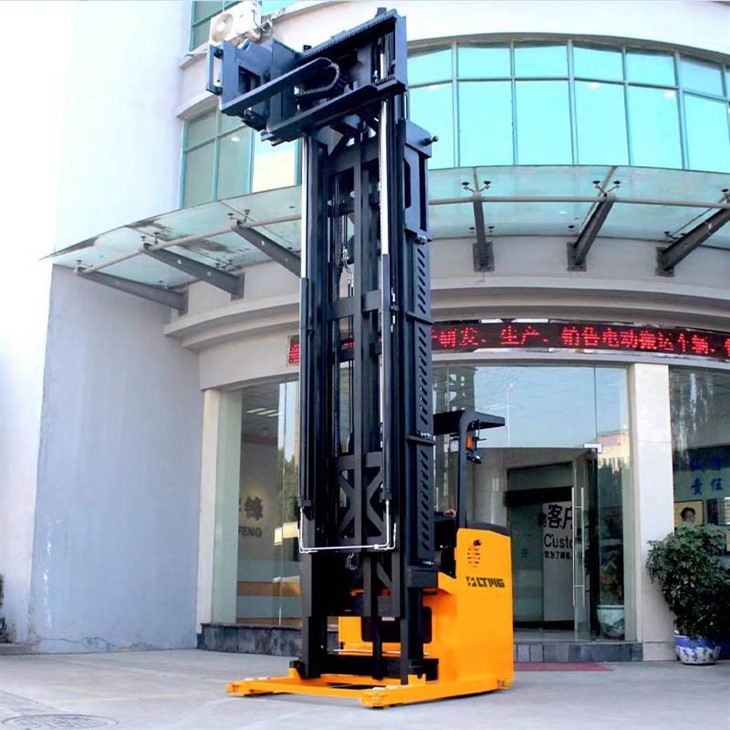 3-way electric pallet stacker