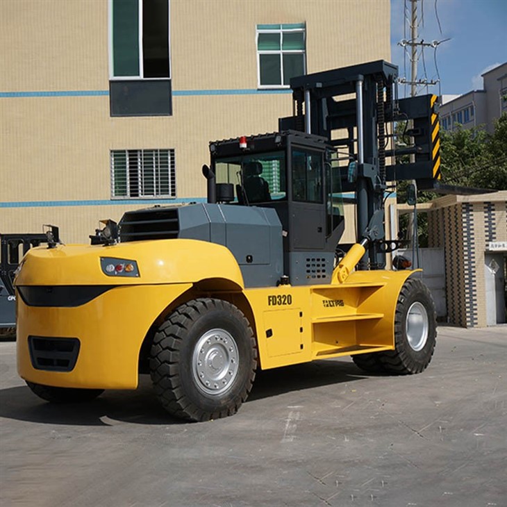 heavy duty diesel forklift