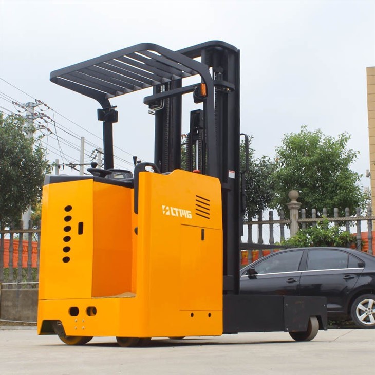 4 directional forklift