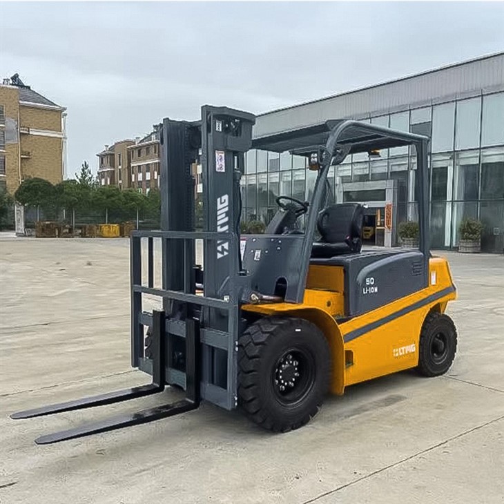 4-wheel Electric Forklift Trucks