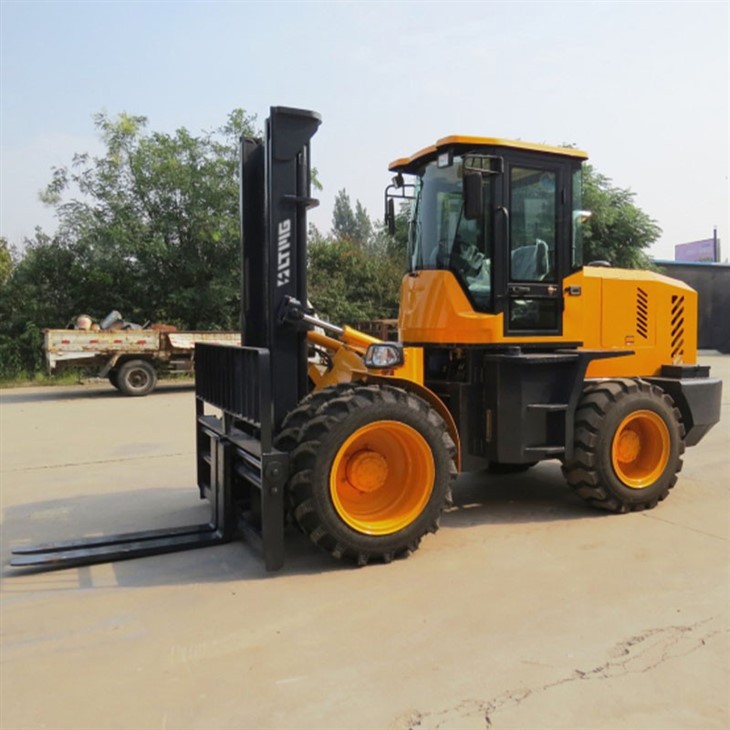 all wheel drive forklift