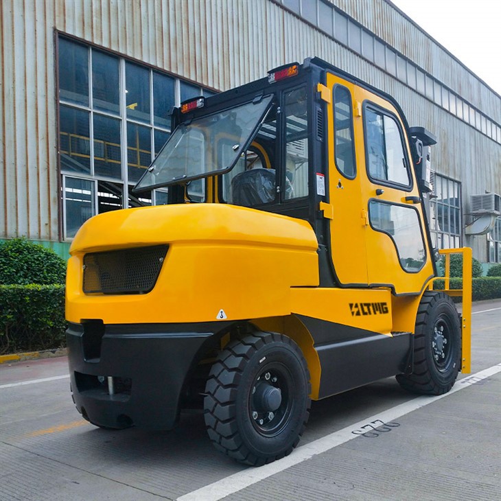 5 ton fork lift truck