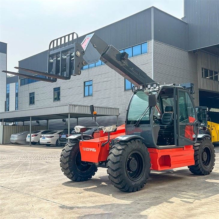 telescopic forklift boom