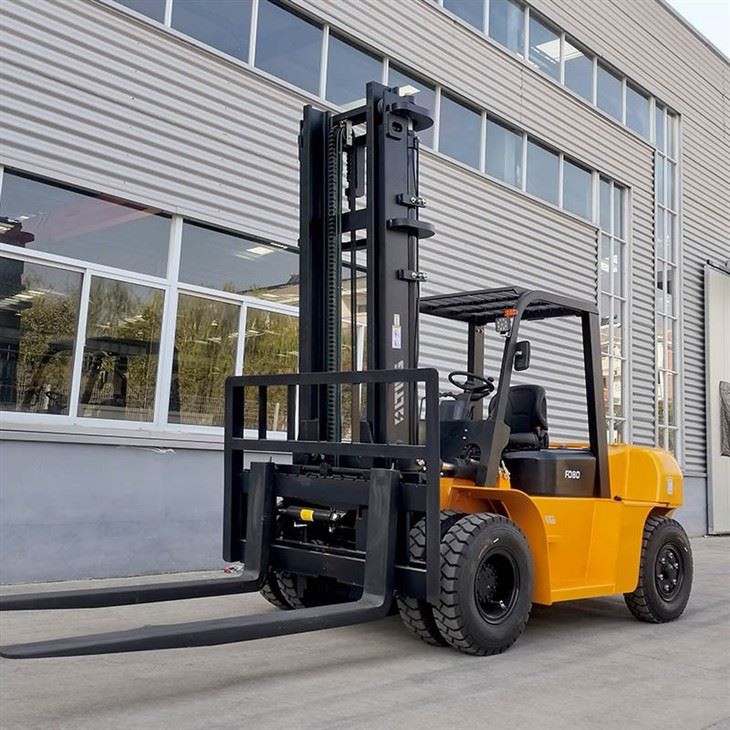 diesel powered forklift