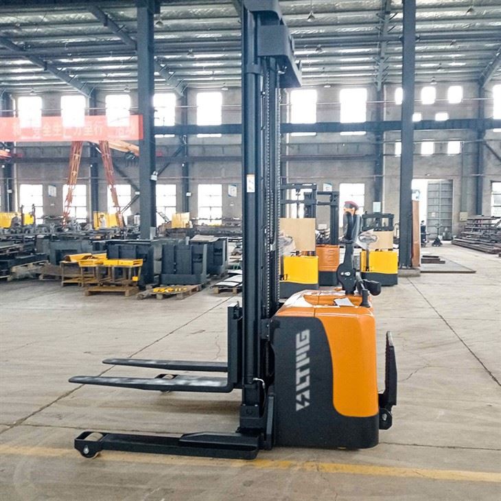 2 ton stacker electric