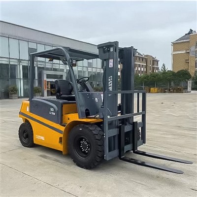 Electric Four-Wheel Counterbalanced Forklift