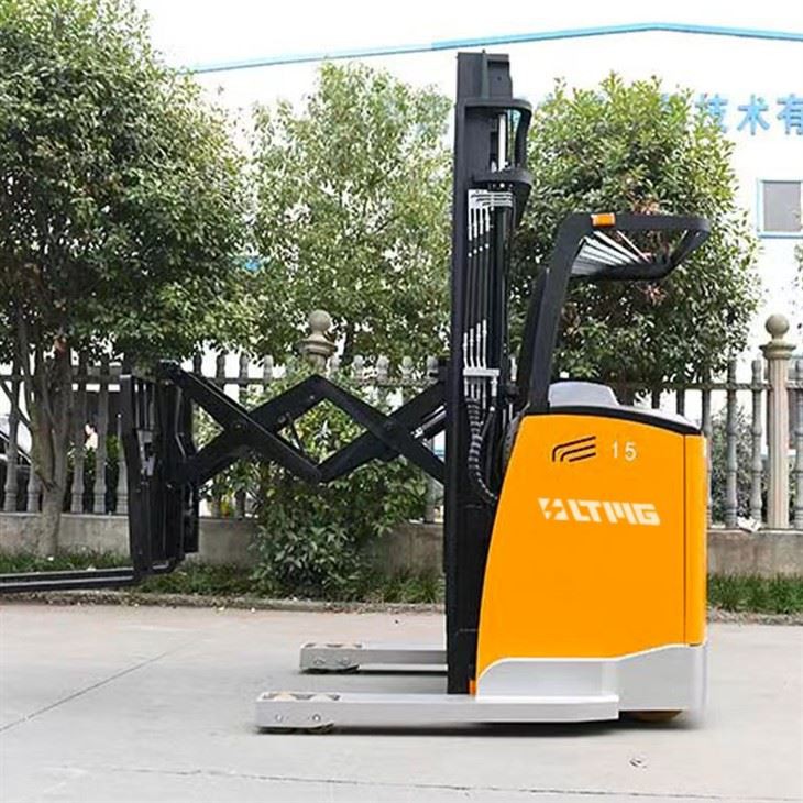 1.5 ton electric reach forklift
