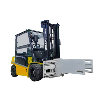 Forklift With Pulp Bale Clamp