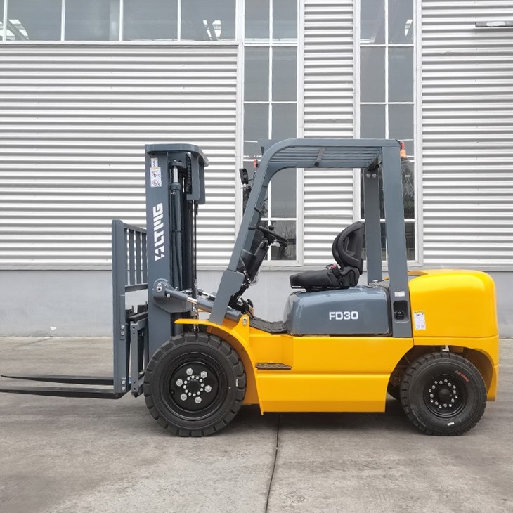 3 ton diesel forklift