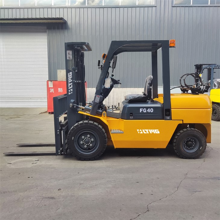 4 ton lpg forklift