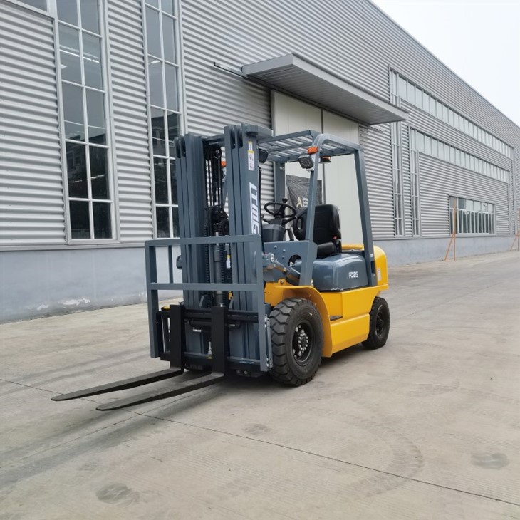 New Diesel 3 Ton Forklift Truck