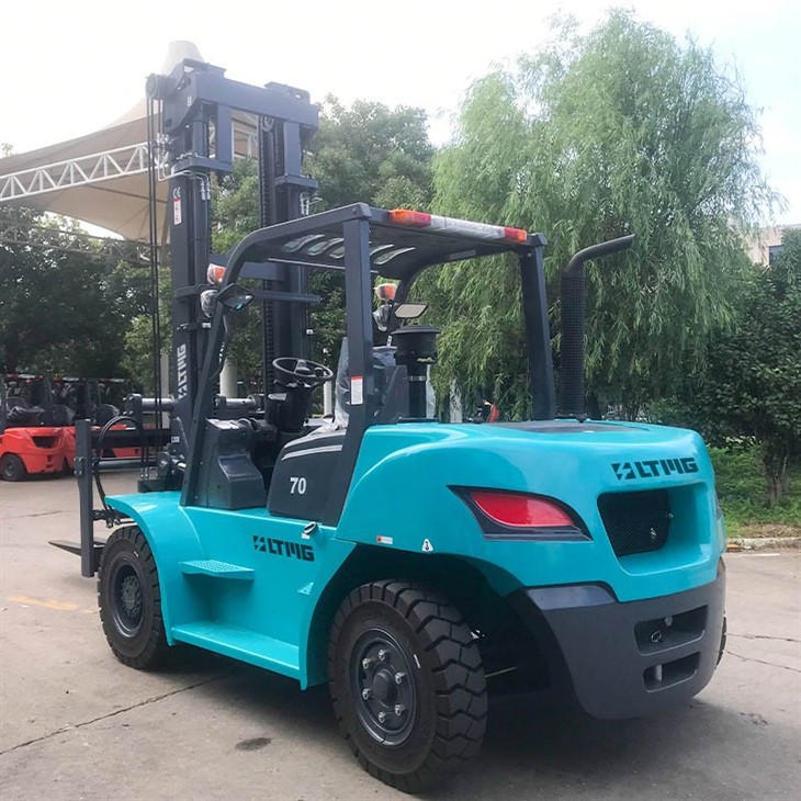 New Diesel 7 Ton Forklift Truck