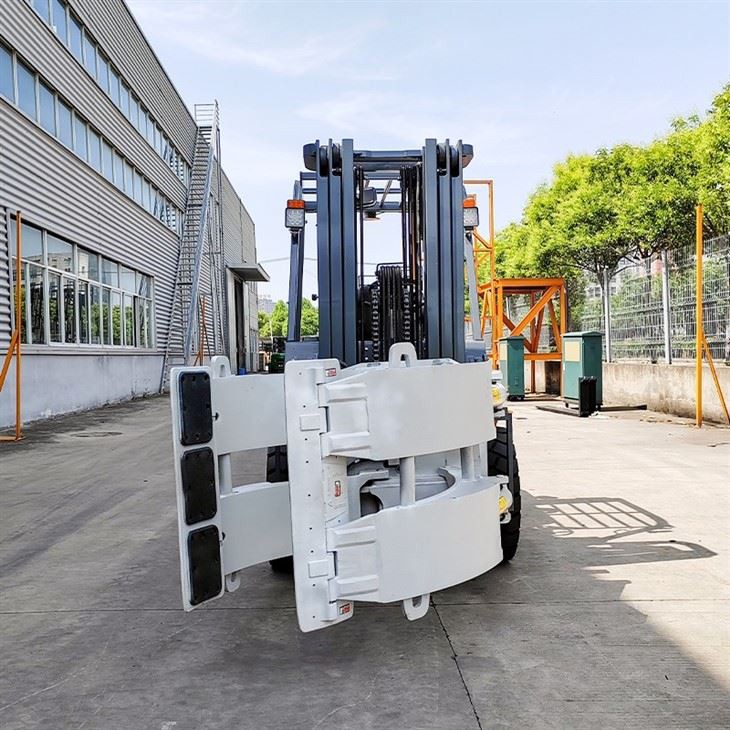 roll clamp forklift