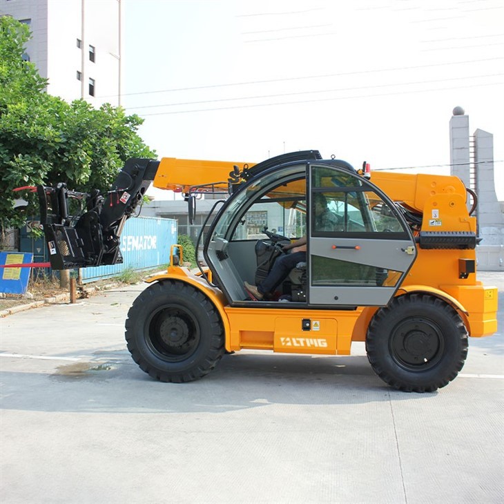 forklift with extendable forks