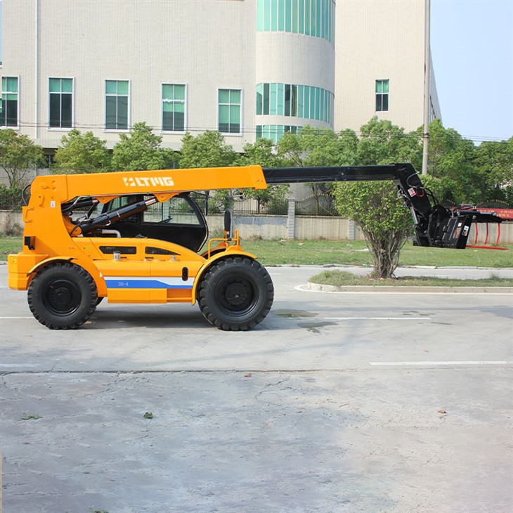 telescoping forklift