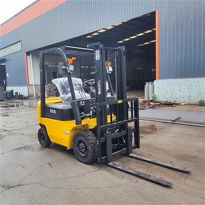 Versatile Electric Forklift